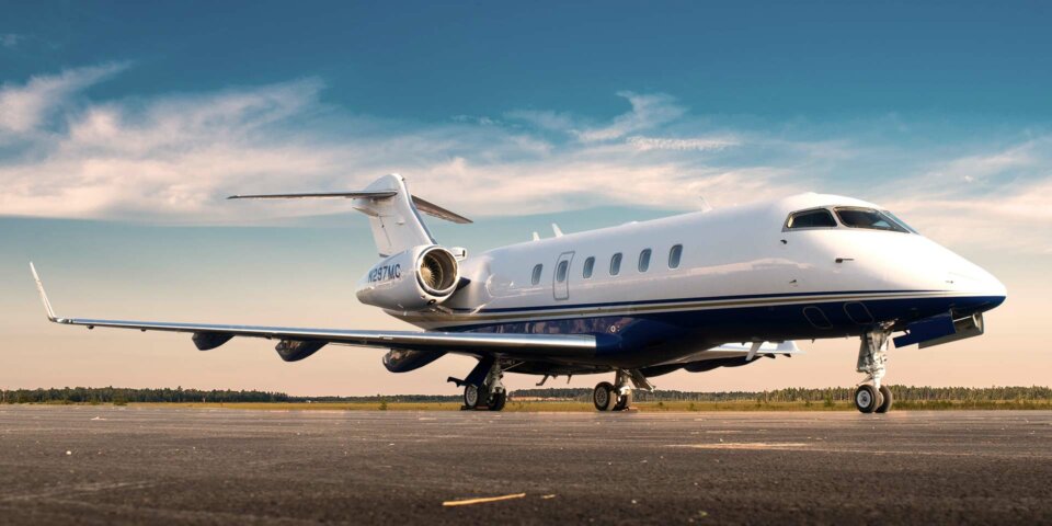 Challenger 300/350 - Fleet - Private Jet Charter & Aircraft Management ...